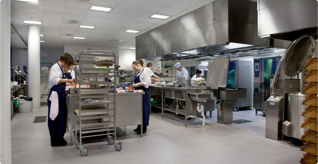 Hotels, restaurants and commercial kitchens
